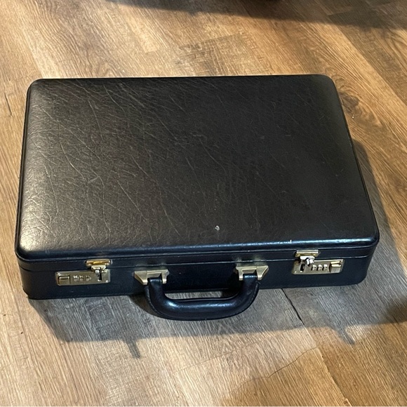 Vintage Attaché Hard Sided Briefcase RARE 1980s Black - Picture 3 of 6